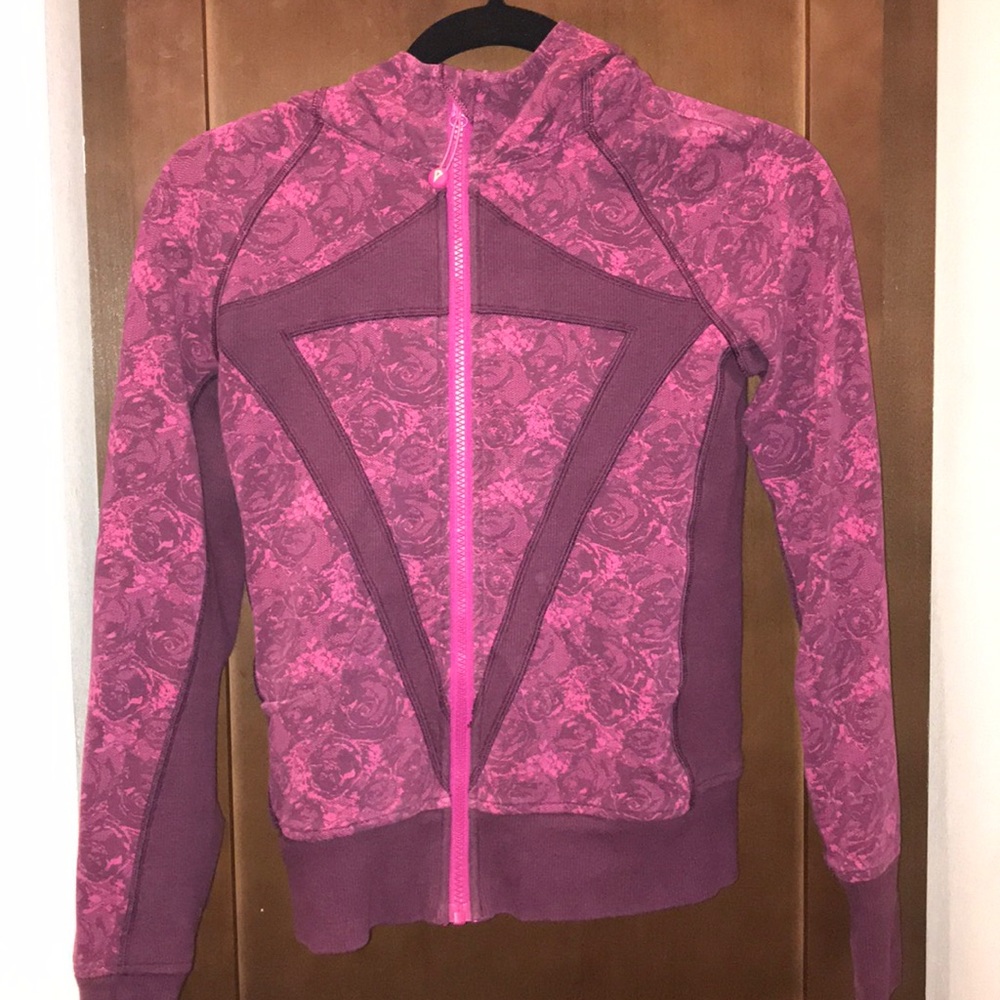 Ivivva jacket, good condition.